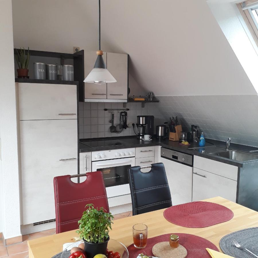Traumblick Sellin: Spacious Beachside Apartment with Pool and Sauna Goehren  Exterior photo