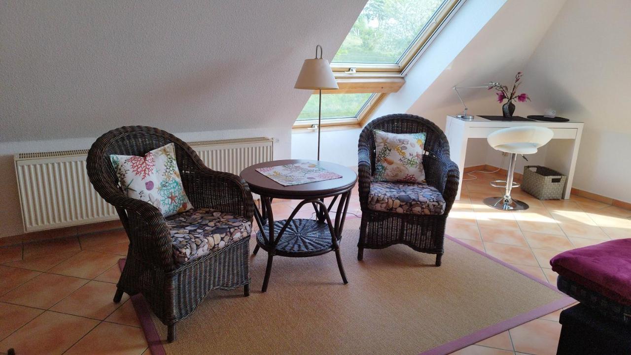 Traumblick Sellin: Spacious Beachside Apartment with Pool and Sauna Goehren  Exterior photo