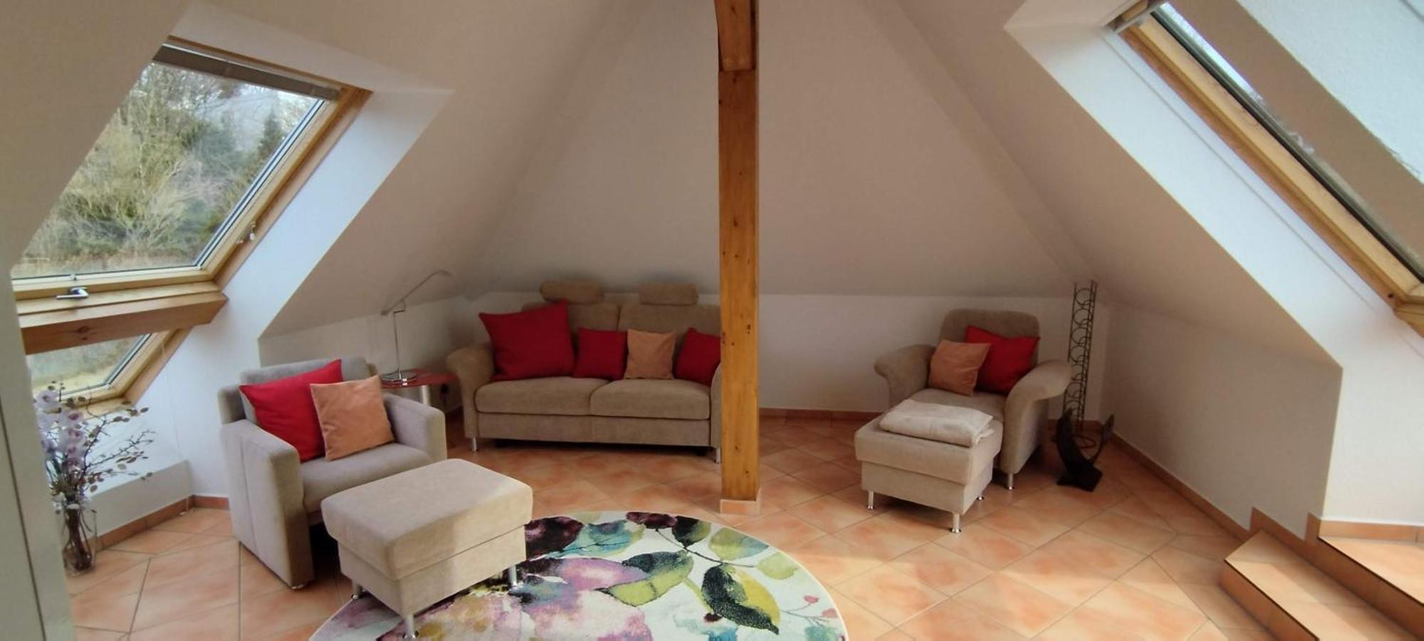 Traumblick Sellin: Spacious Beachside Apartment with Pool and Sauna Goehren  Exterior photo